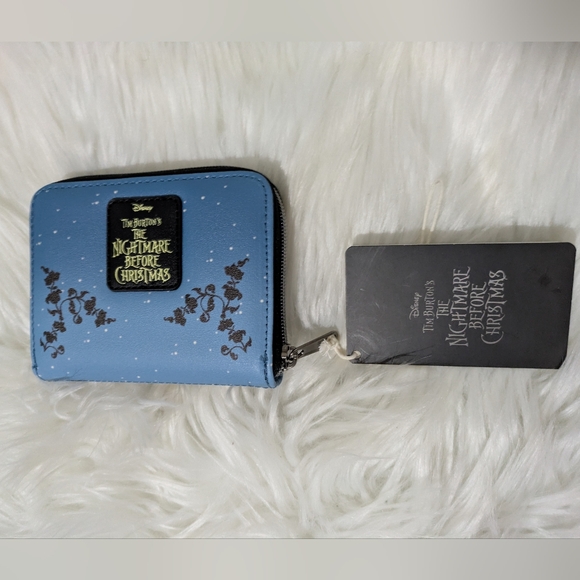 Loungefly Nightmare Before Christmas Spiral Hill Night Mini Zip Around Wallet - Picture 5 of 5
